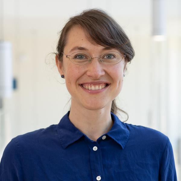 Portrait of Rebekka Burkholz
